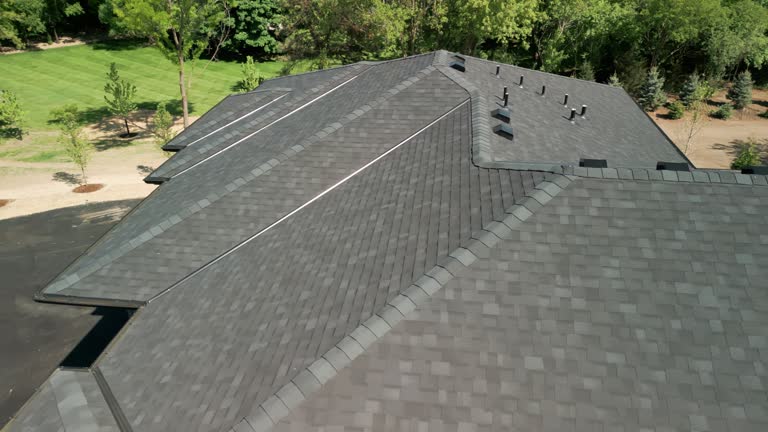 Professional Roofing service in Cleveland, WI